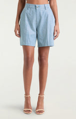Chambray Heatset Patricia Short Medium Blue