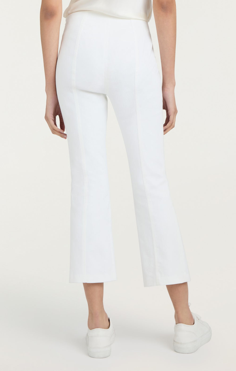Laurie Pant White