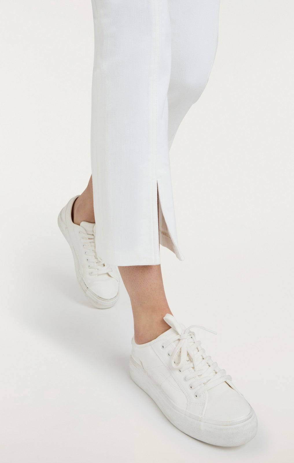 Laurie Pant White