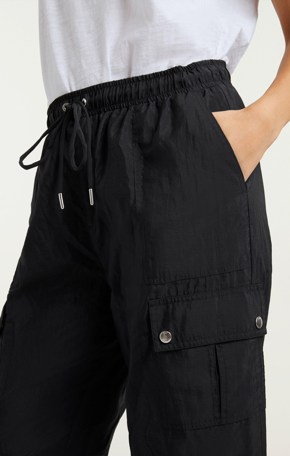 Nitsan Parachute Pant Black