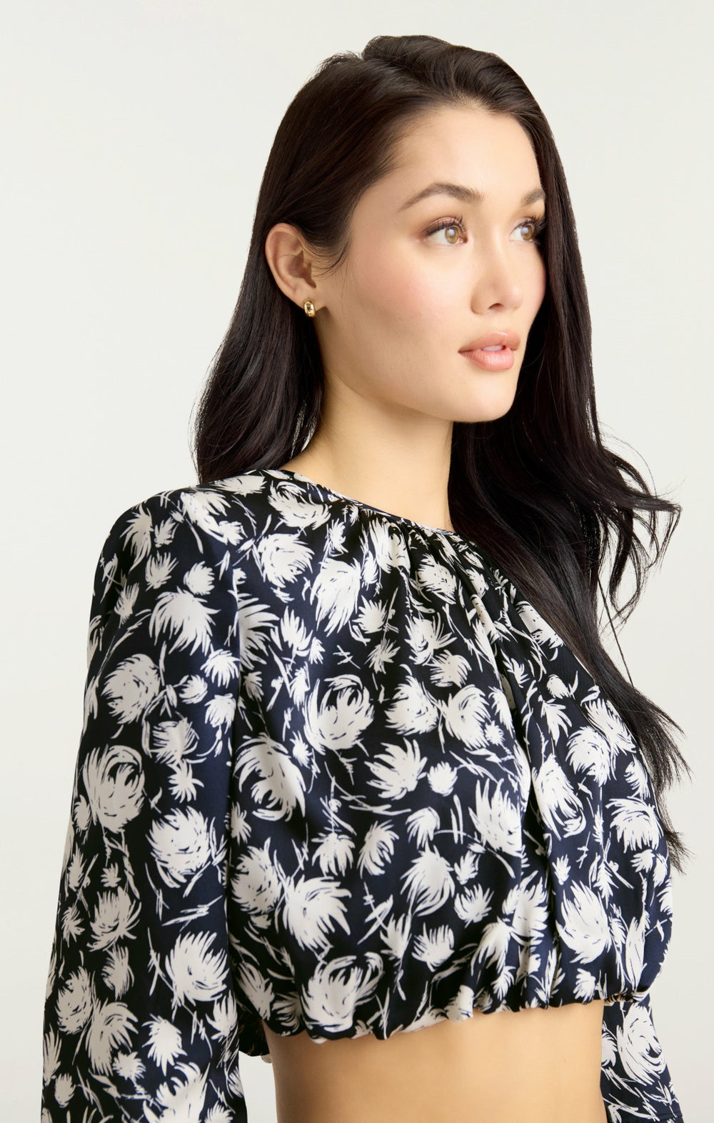 Graphic Floral Kamala Top Navy/Ivory