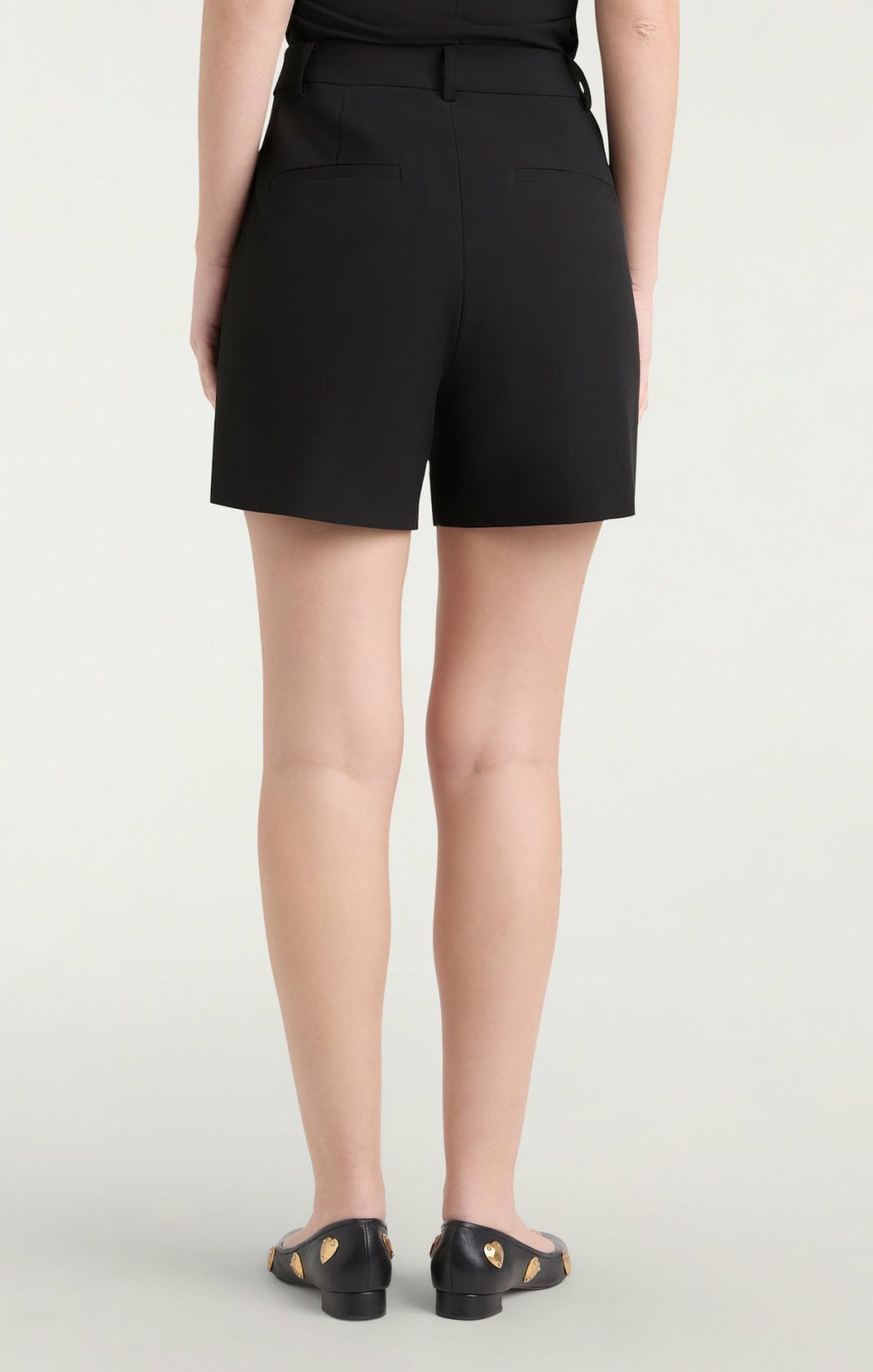 Kallen Short Black