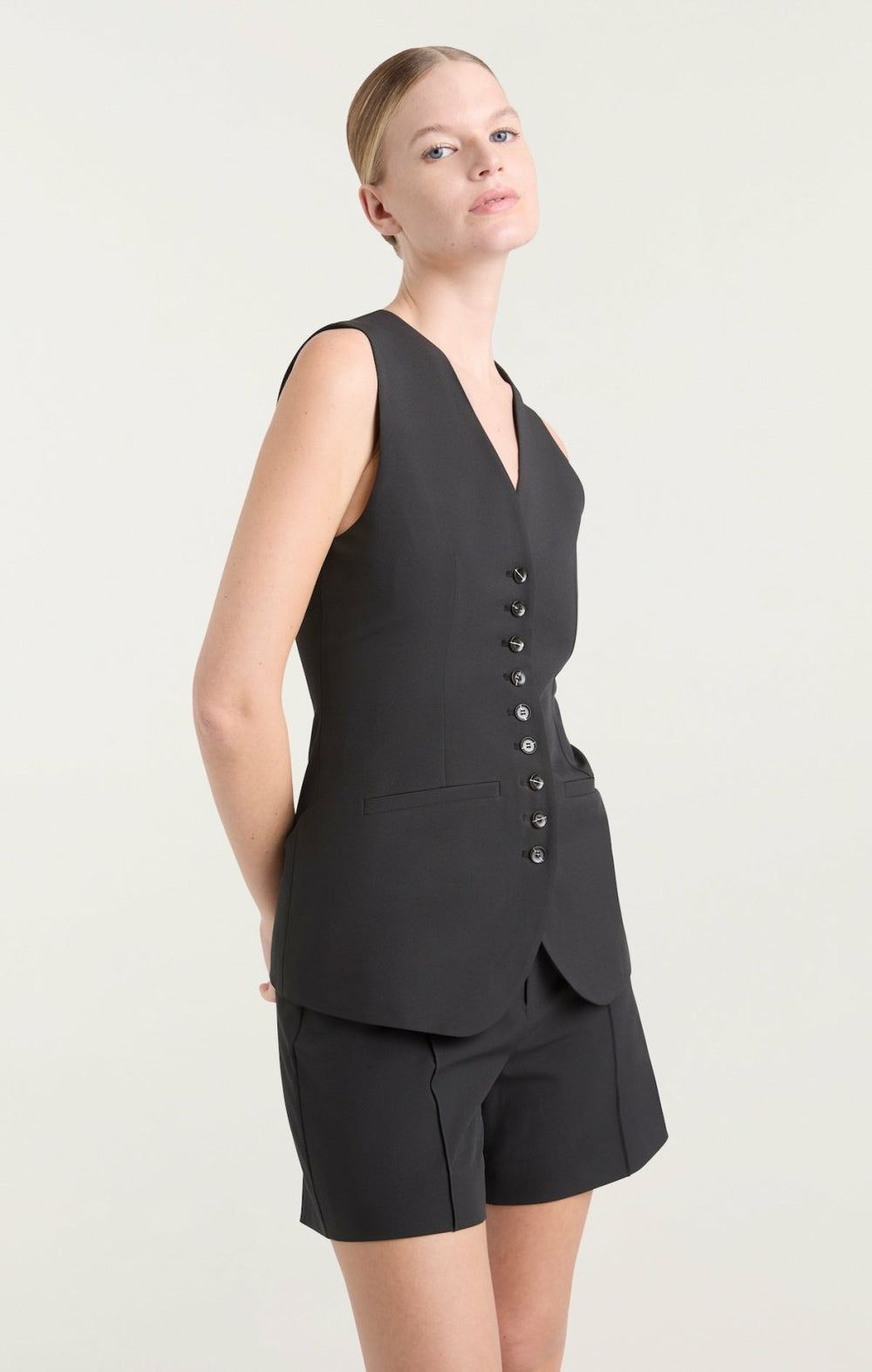 Kallen Vest Black