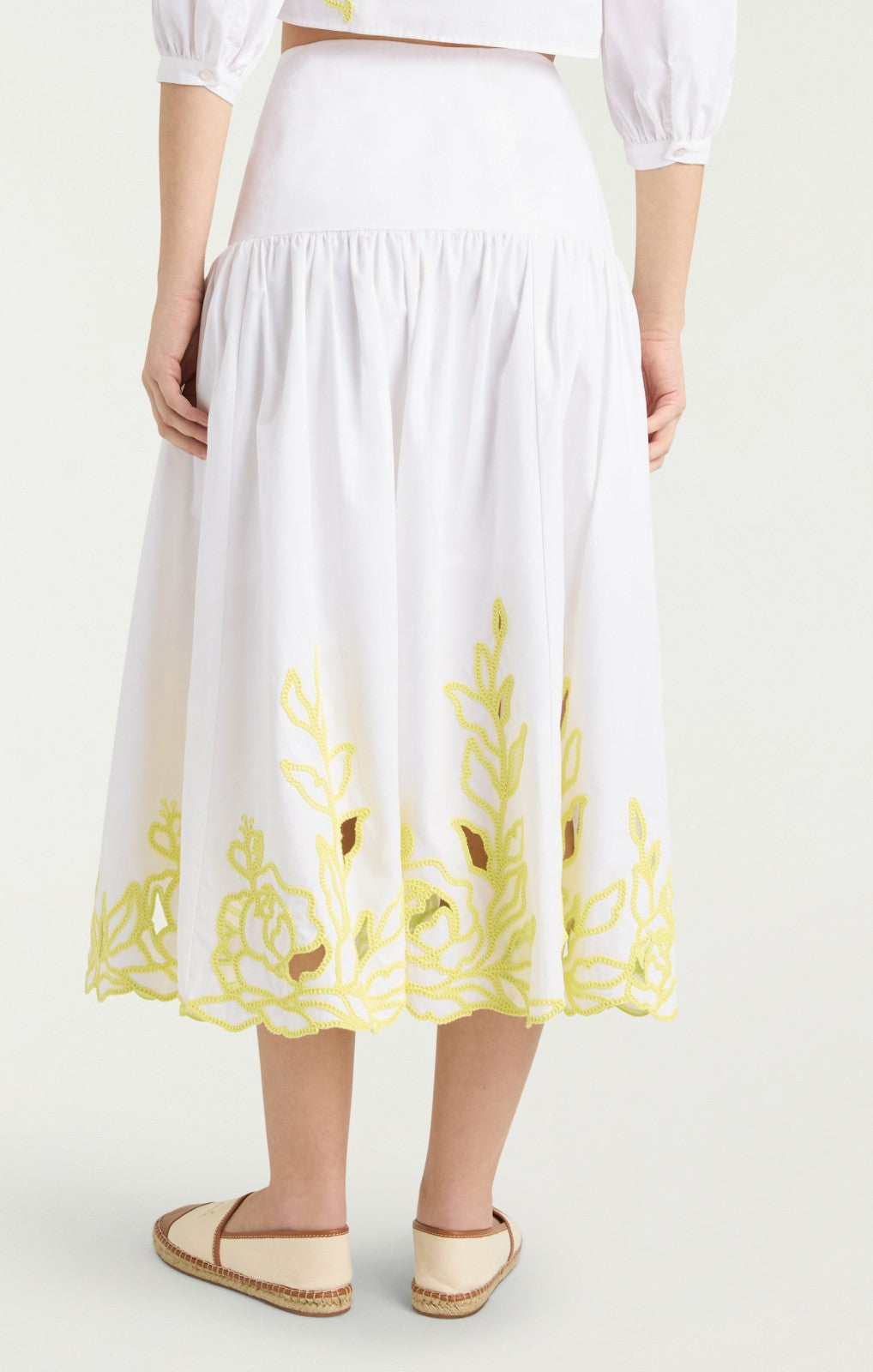 Trailing Peonies Tilda Skirt White/Golden Glow