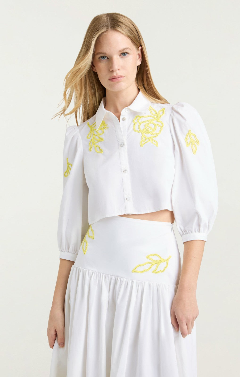 Trailing Peonies Tilda Top White/Golden Glow