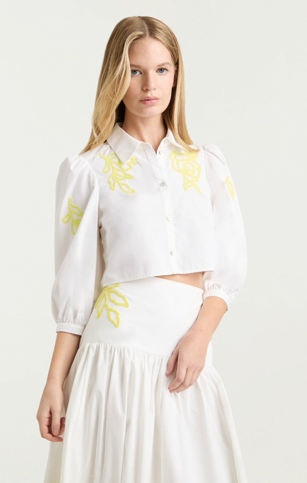 Trailing Peonies Tilda Top White/Golden Glow