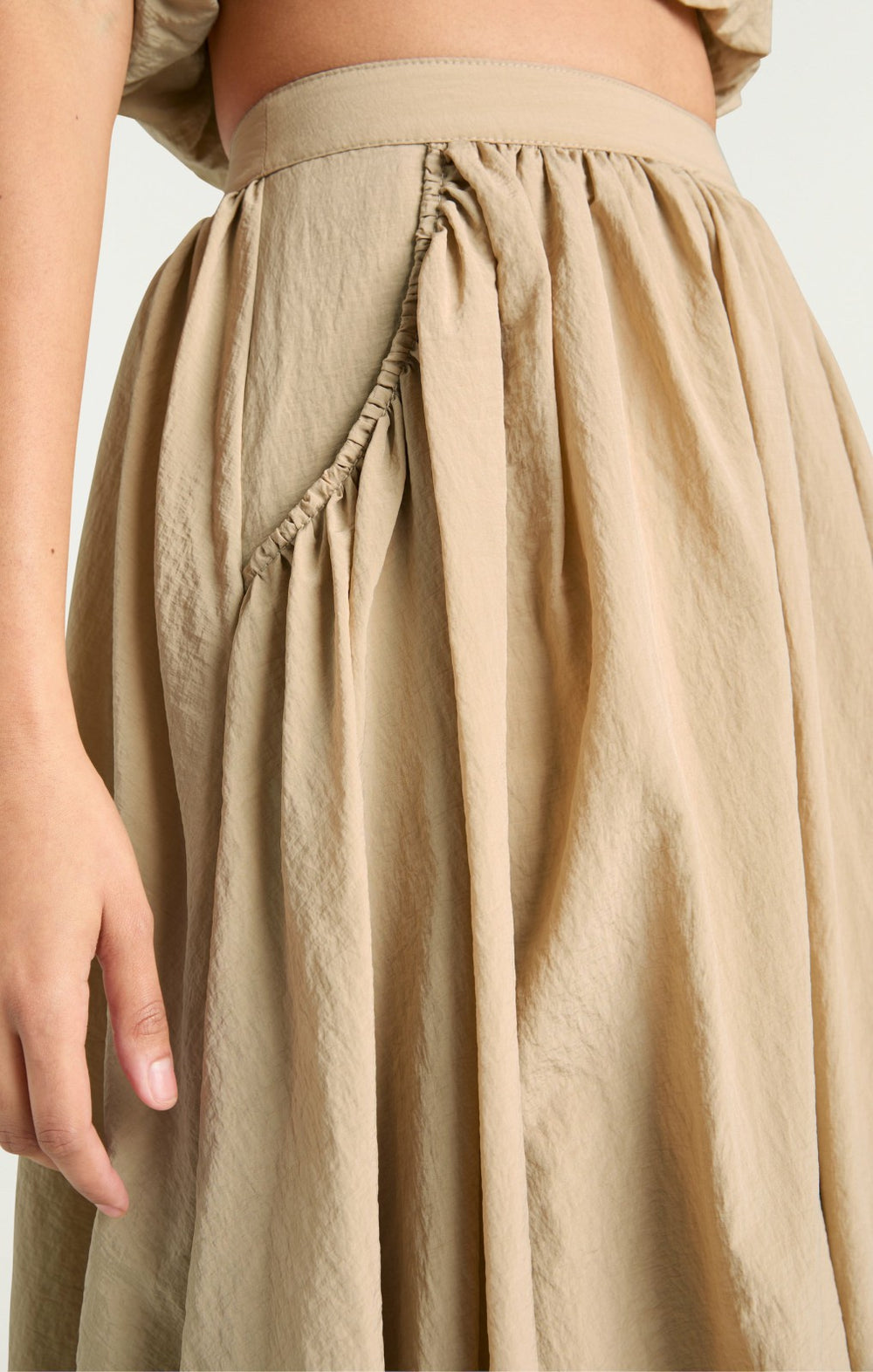 Allinae Skirt Khaki