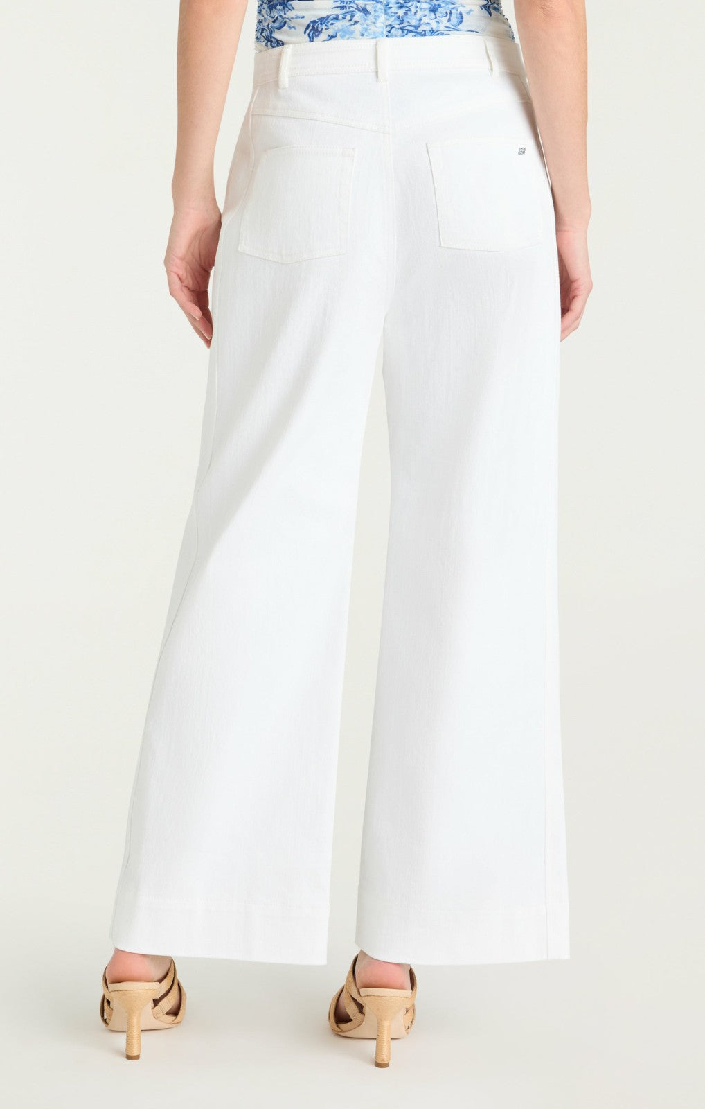 Betsy Pant White