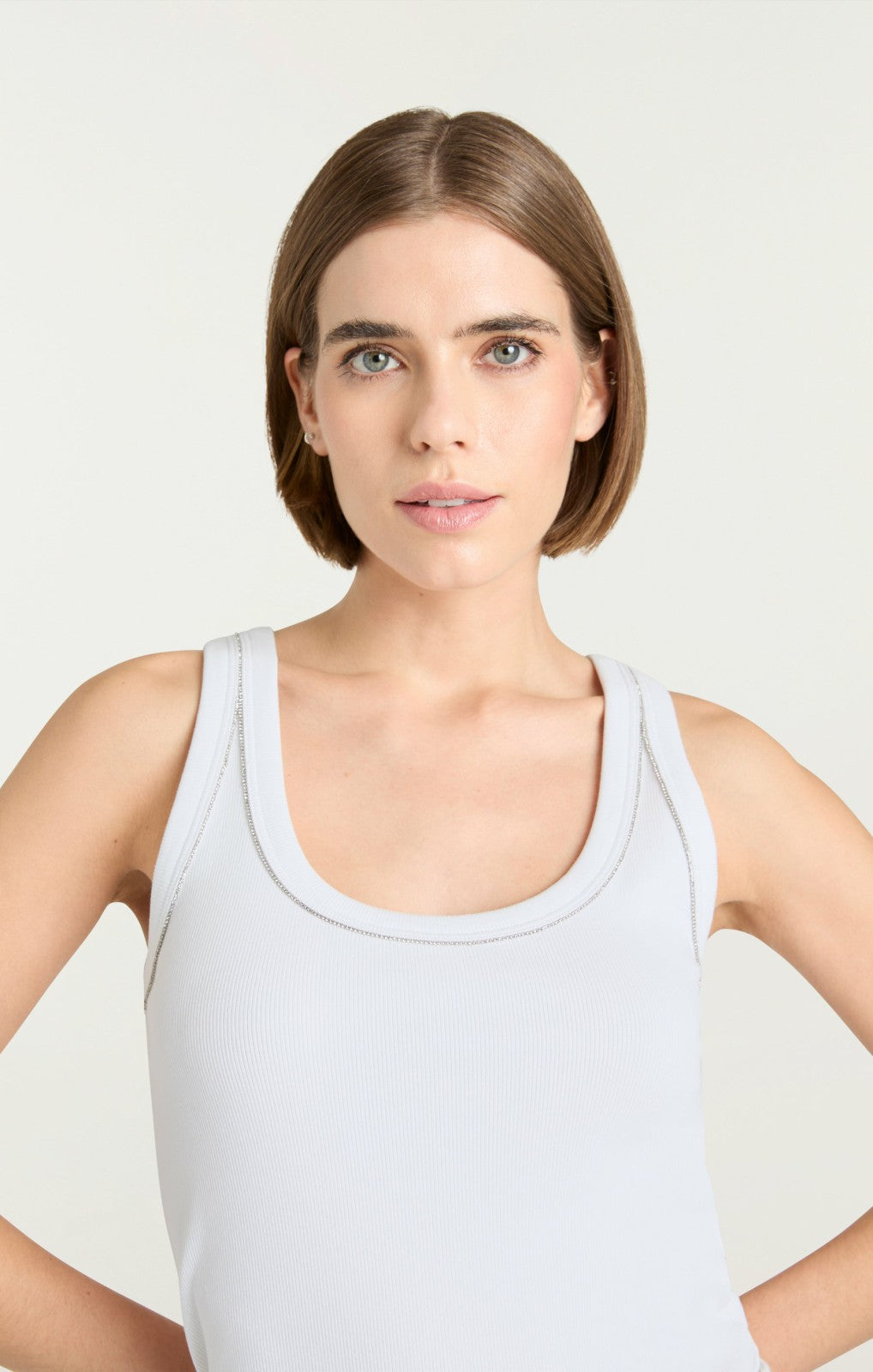 Quenta Top White
